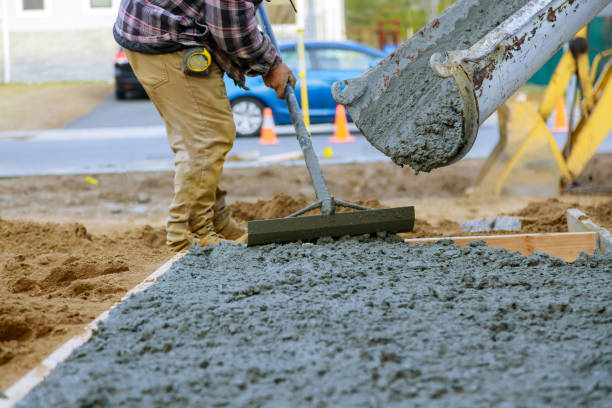 Best Concrete Driveway Installation in Globe, AZ
